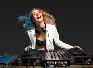 What is the Entertainer personality type (ESFP)?