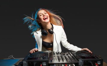 What is the Entertainer personality type (ESFP)?