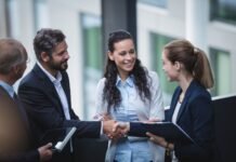 15 Steps On How To Welcome Your New Employees