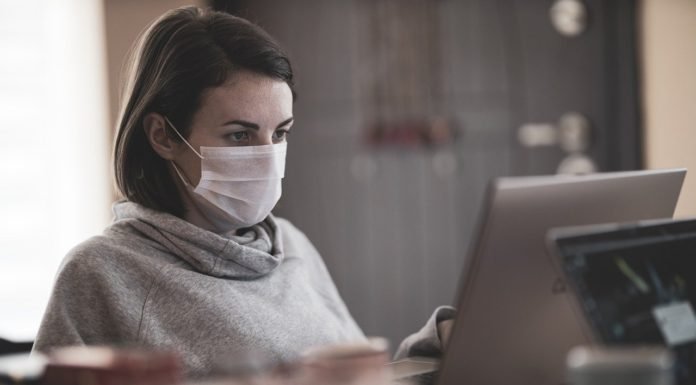 Virtual learning: a space which transgresses conventional classrooms during lockdown