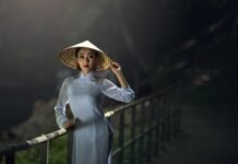 Can You Make Money as a Fashion Consultant?