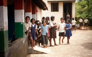 Common School System in India : Castle Spain